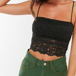 URBAN OUTFITTERS black Iris Lace Bralette Size small